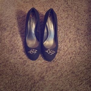 Grey high heels       size 7